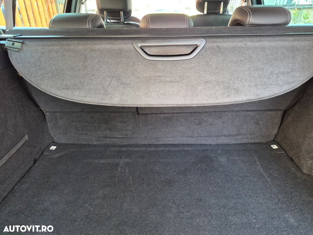 Renault Megane ENERGY dCi 130 Start & Stopp Bose Edition - 14