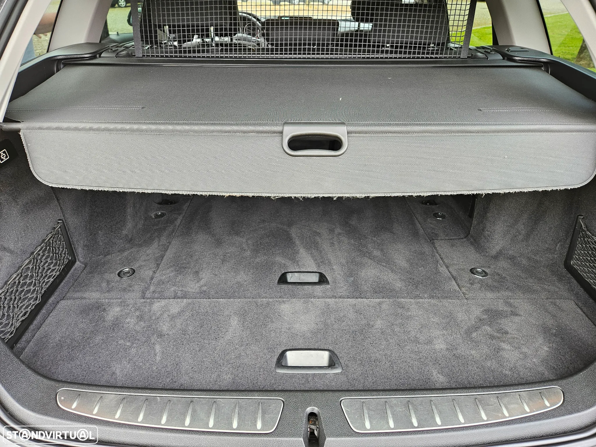 BMW 318 d Touring Line Luxury - 25