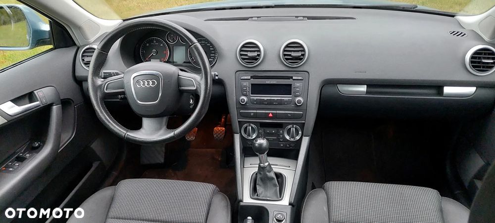 Audi A3 Sportback 2.0 TDI DPF Attraction - 29