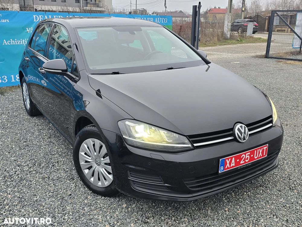 Volkswagen Golf - 21
