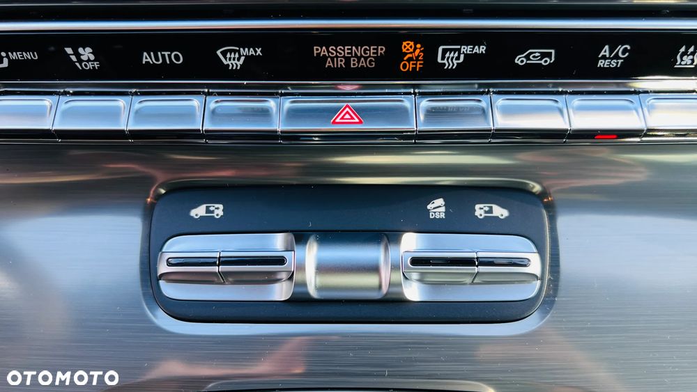 Mercedes-Benz Klasa V ver-300-d-exclusive-9g--tronic-d-ugi- - 31