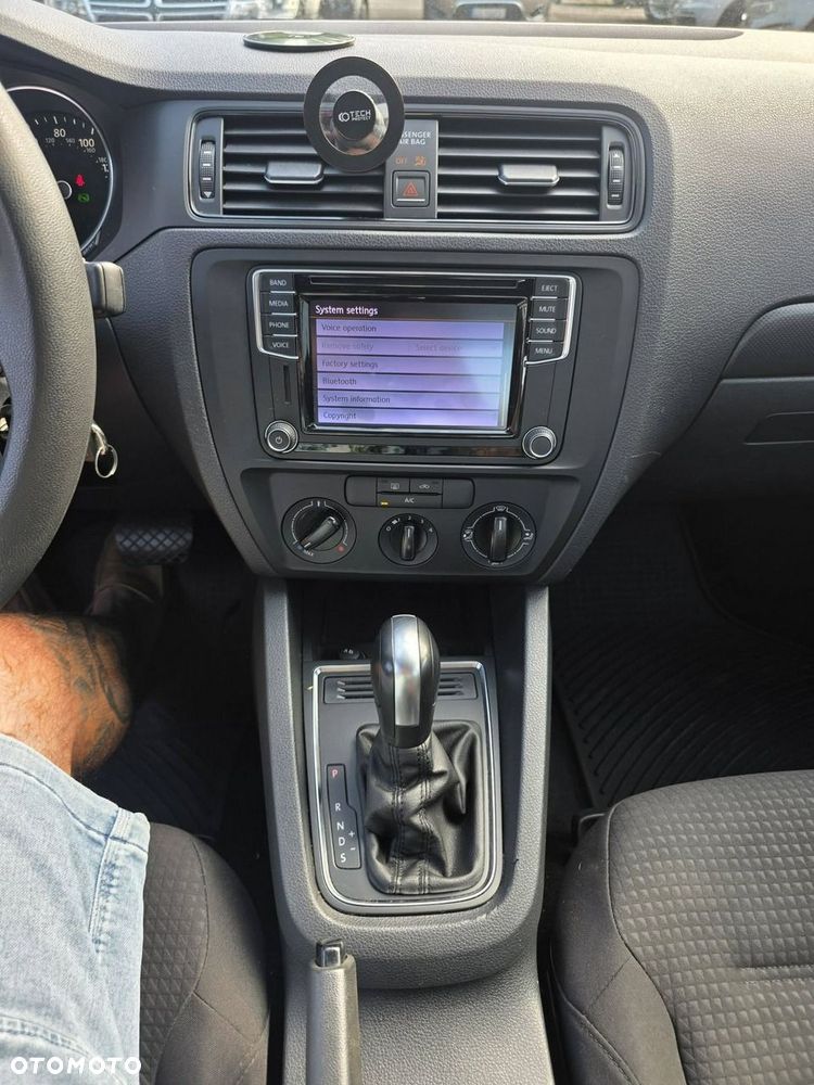 Volkswagen Jetta 1.4 TSI DSG BlueMotion Technology - 16