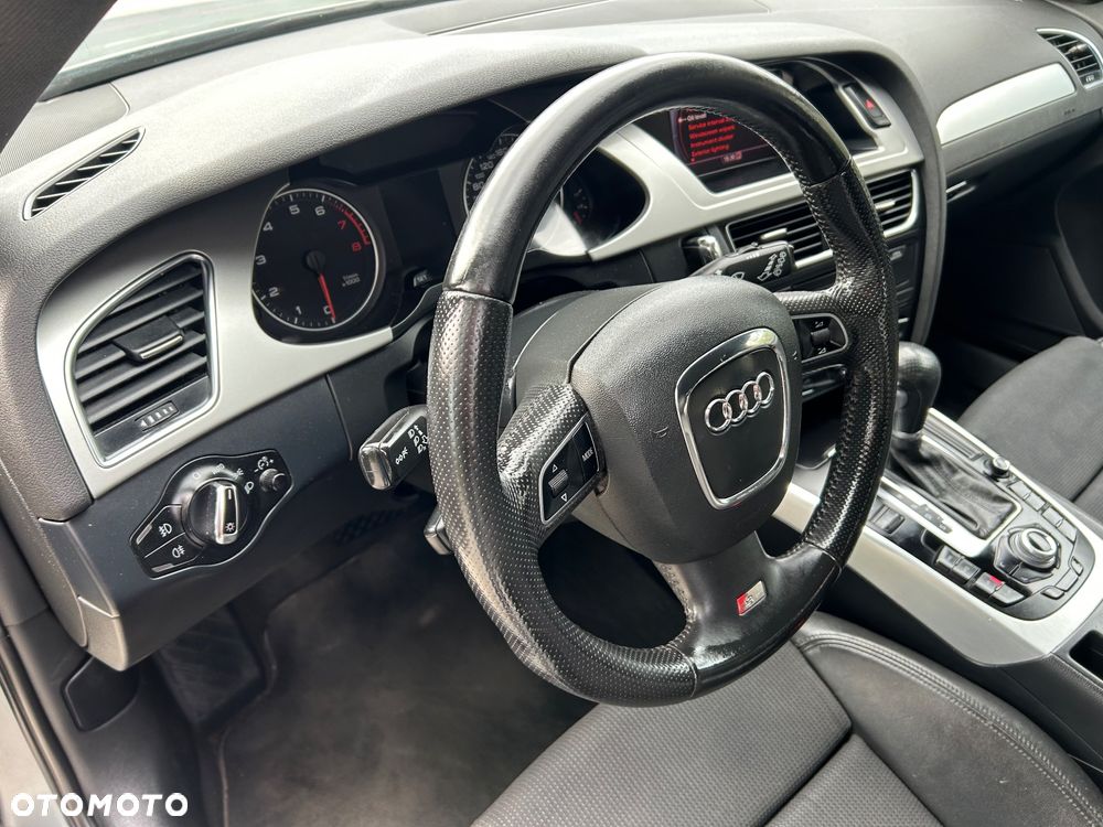 Audi A4 ver-2-0-tfsi-multitronic-s-line-sportpaket-plus- - 13