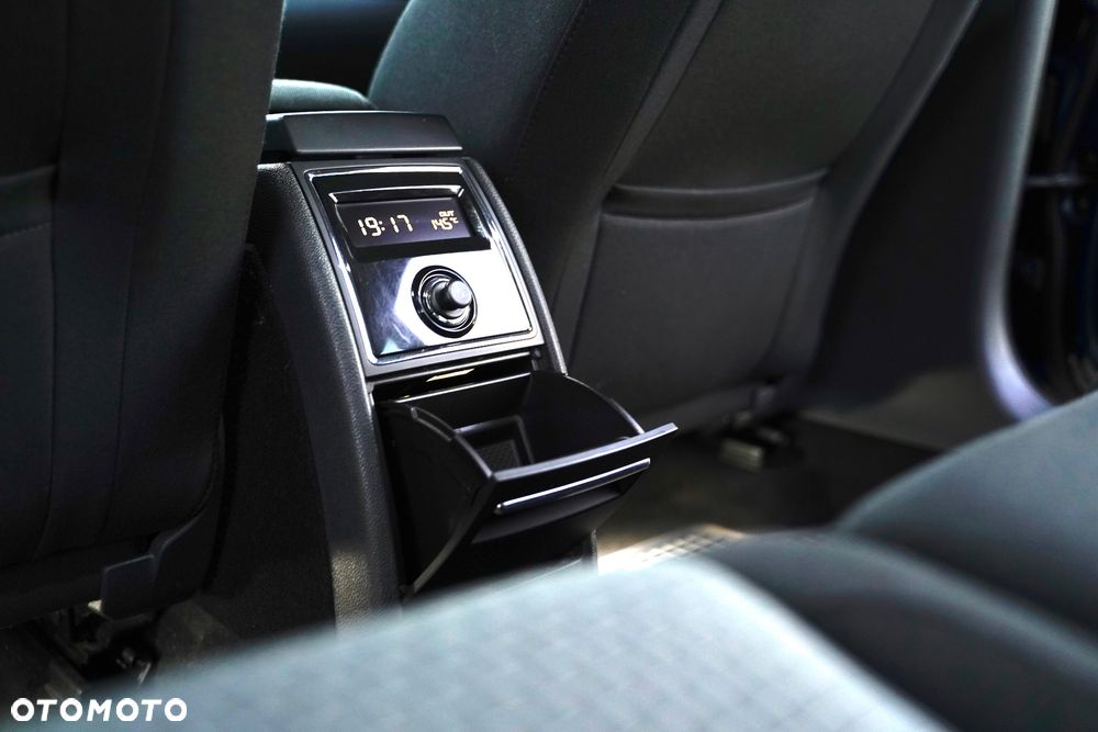 Skoda Superb 2.0 TSI DSG Ambition - 23