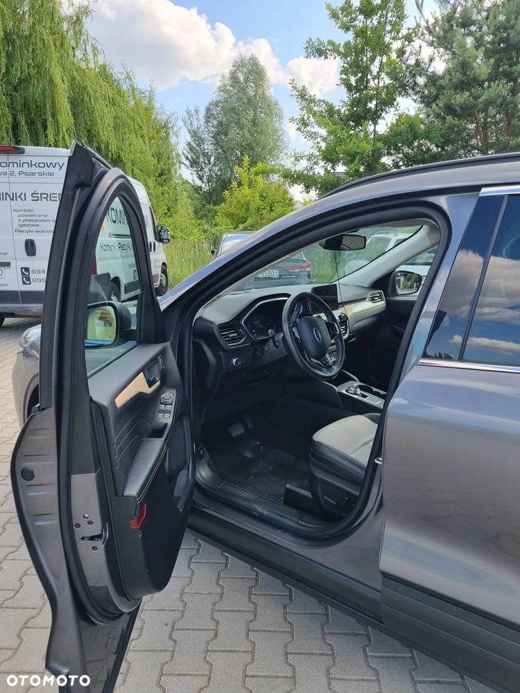 Ford Escape 2.0 EcoBoost AWD Titanium - 9