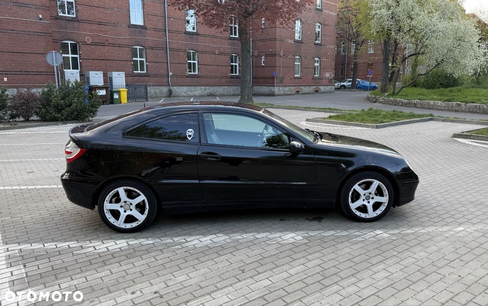 Mercedes-Benz Klasa C - 2