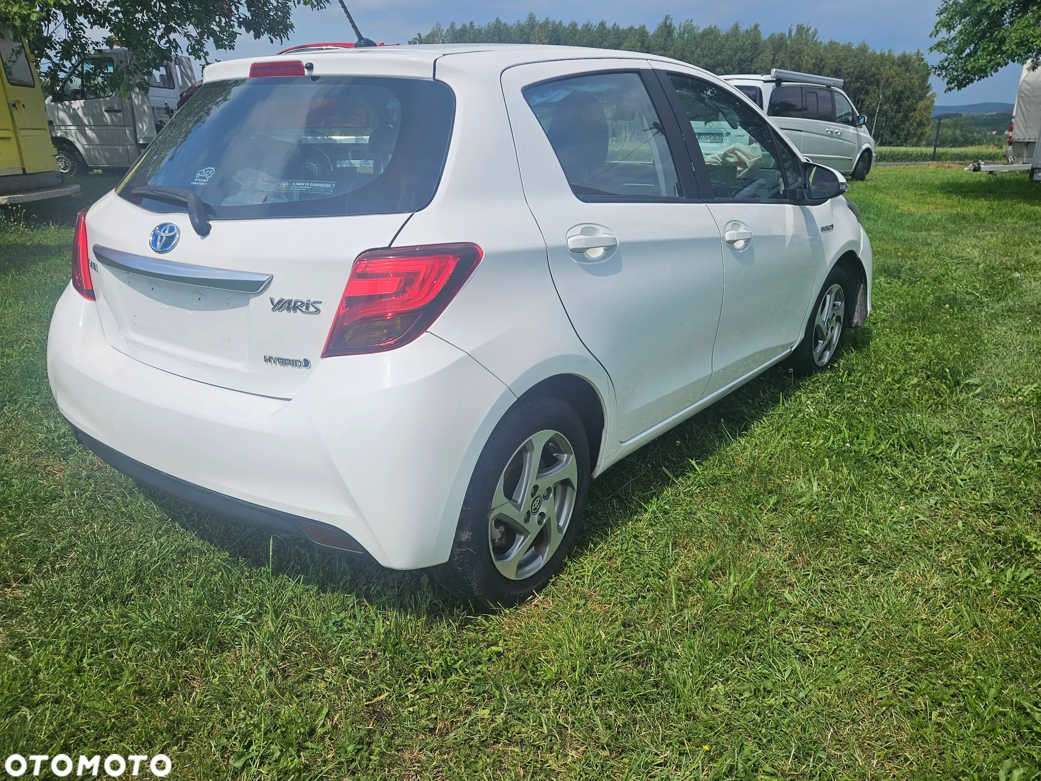 Toyota Yaris Hybrid 1.5 VVT-i Comfort - 3