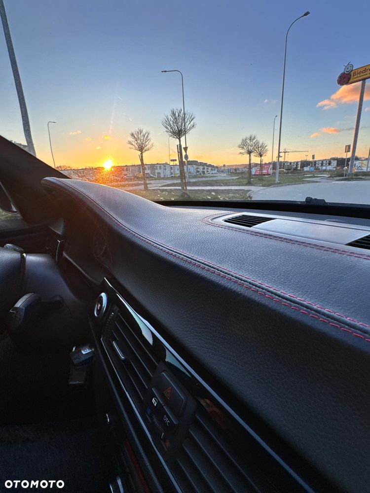BMW Seria 3 320d - 25