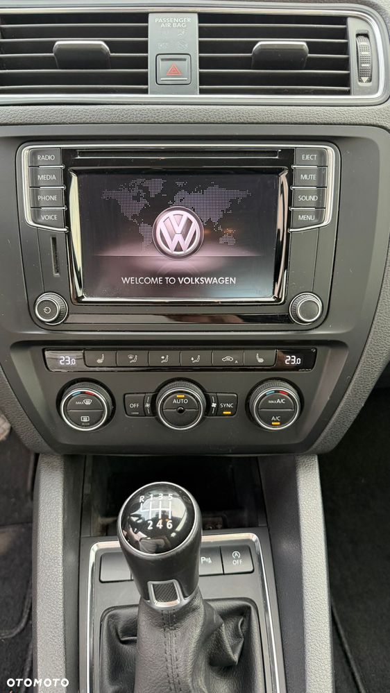 Volkswagen Jetta 2.0 TDI DPF BMT Comfortline - 15