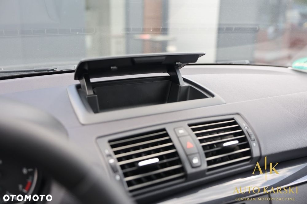 BMW Seria 1 - 27