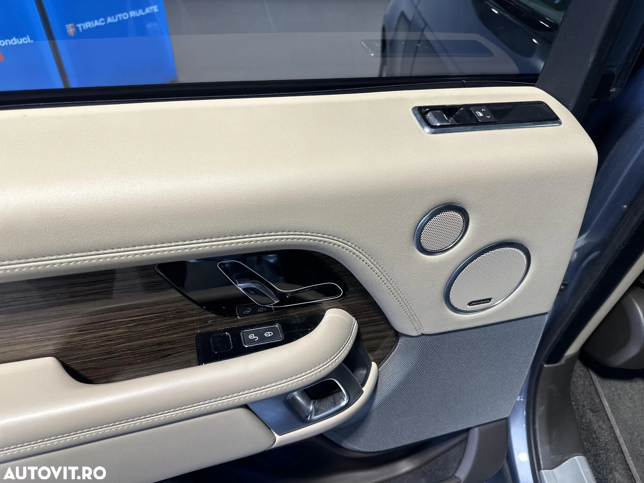 Land Rover Range Rover - 22