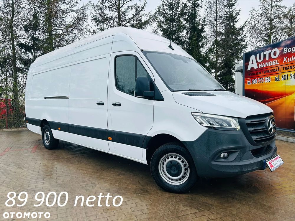 Mercedes-Benz Sprinter - 2