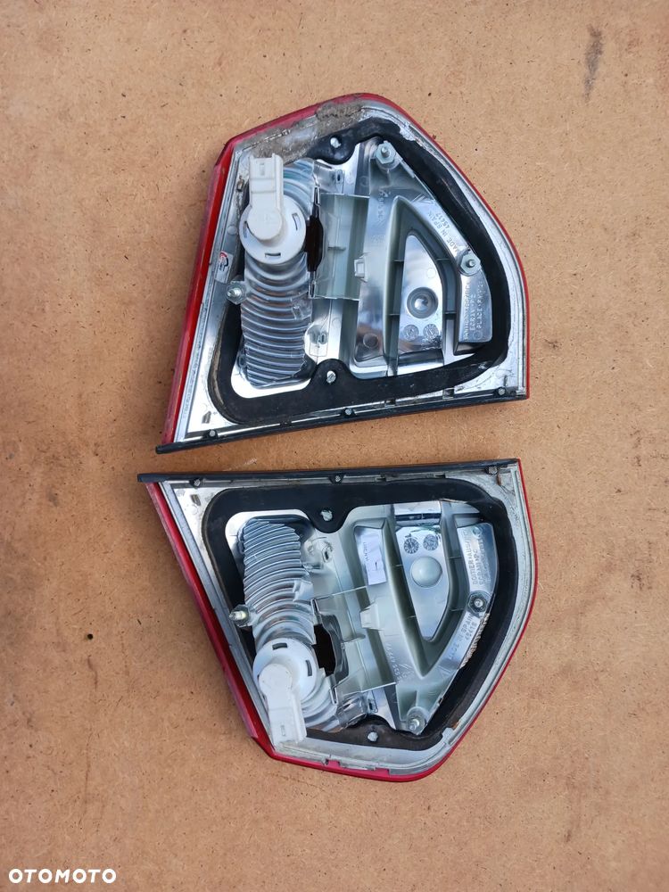 Lampy klapy citroen C4 Picasso 06-13R lewa prawa komplet - 4