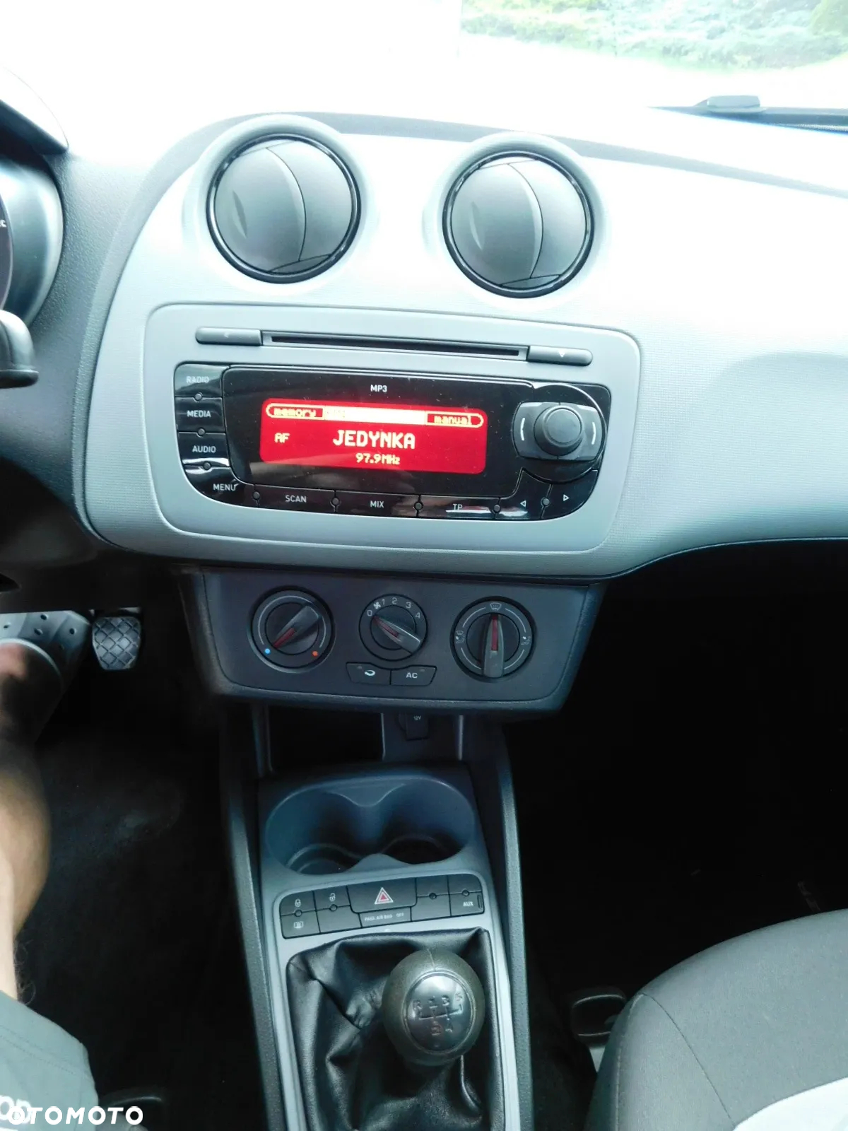 Seat Ibiza 1.4 16V Reference Viva - 19