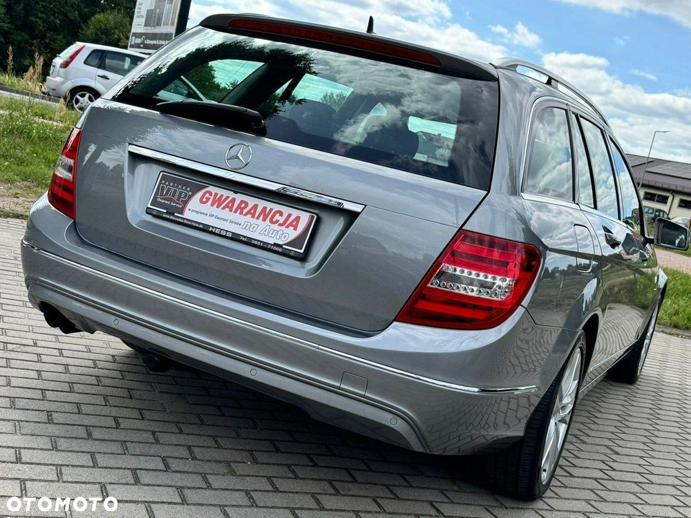 Mercedes-Benz Klasa C 180 CGI BlueEff Avantgarde - 2