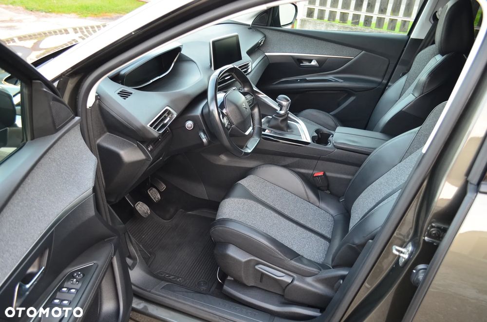Peugeot 3008 - 10