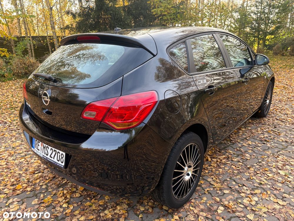 Opel Astra 1.6 Active - 18