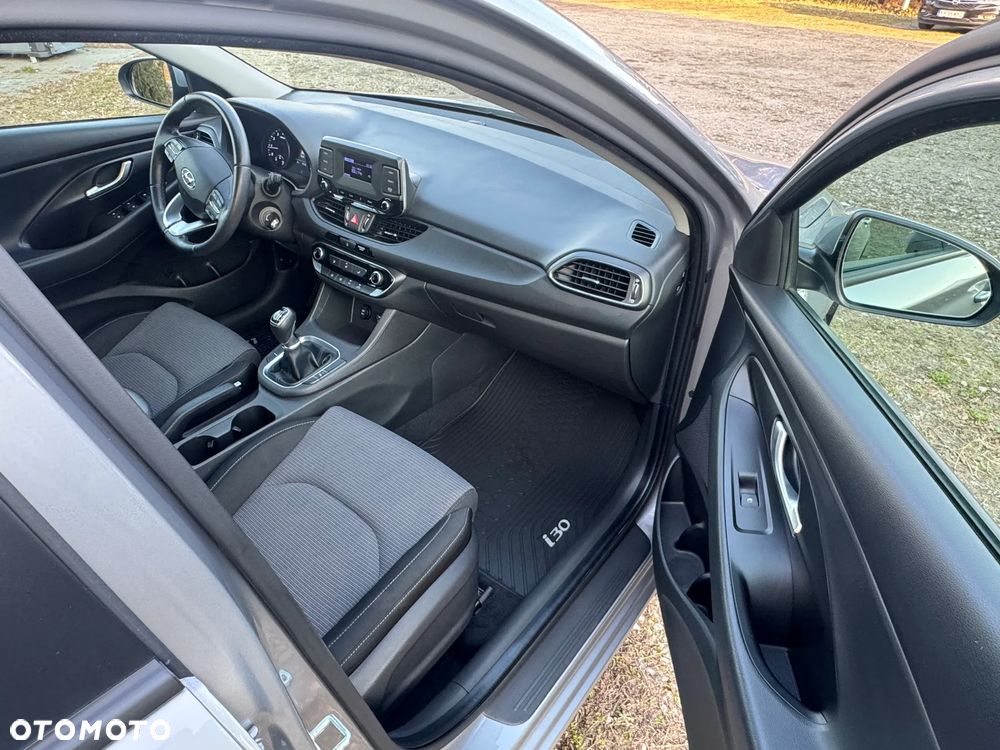 Hyundai i30 1.5 DPI Modern - 19