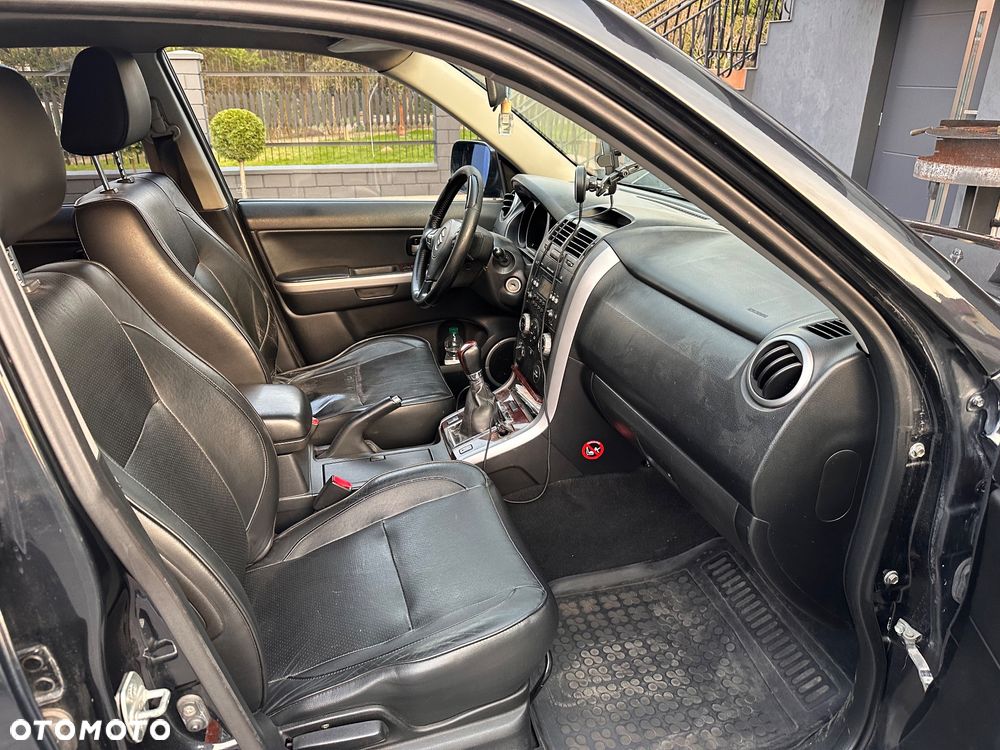 Suzuki Grand Vitara 1.9 DDiS Club DPF - 11