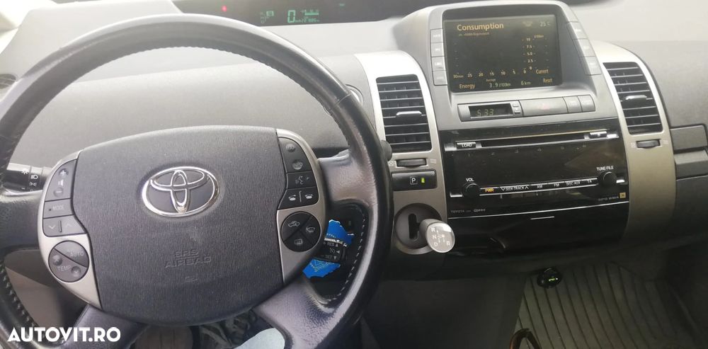 Toyota Prius - 7