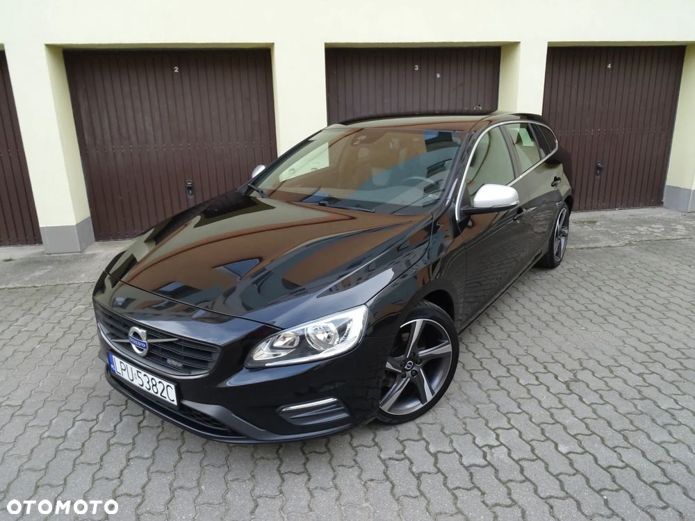 Volvo V60 D2 R-Design Momentum - 2