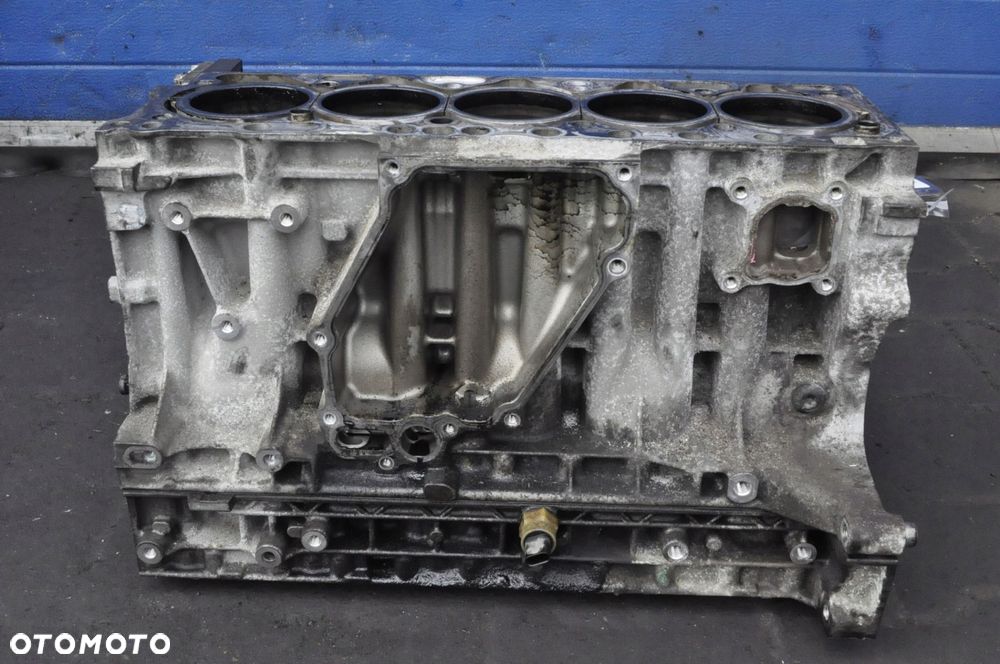 VOLVO S60 V60XC60 XC70 V70 S80 2.0 D3 BLOK SILNIKA D5204T3 D5204T7 - 4