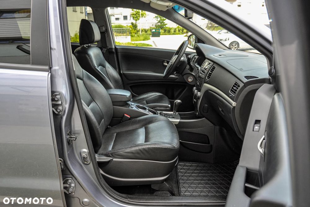SsangYong/KGM Korando 2.0 E-XDi DPF 4WD Automatik Quartz - 11