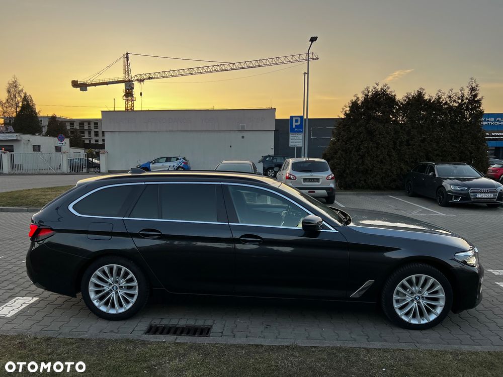 BMW Seria 5 530i xDrive - 8