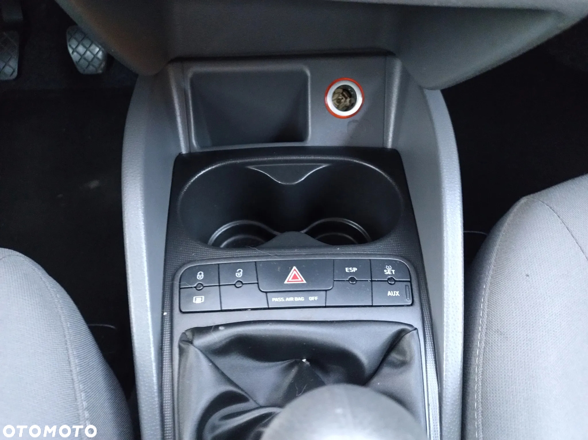 Seat Ibiza 1.4 16V Reference - 33