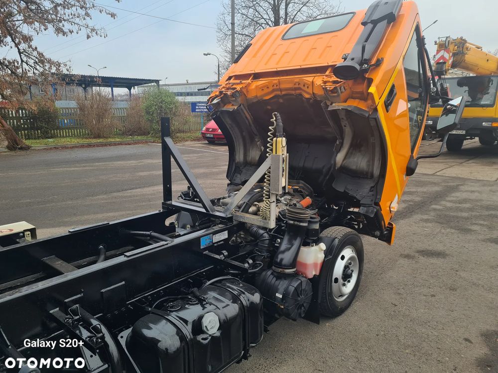 Isuzu NPR 3.0/150PS Śmieciarka oryginalna - 19