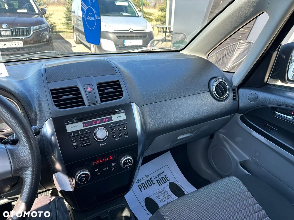 Suzuki SX4 1.6 Comfort 2012 - 15
