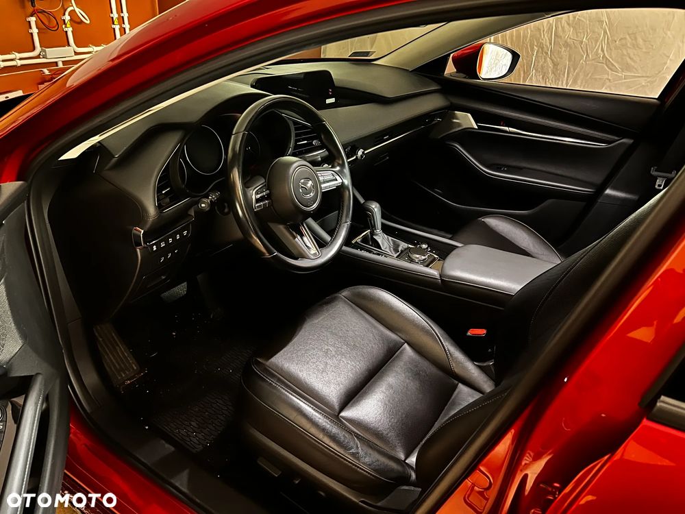 Mazda 3 2.0 mHEV Hikari - 12