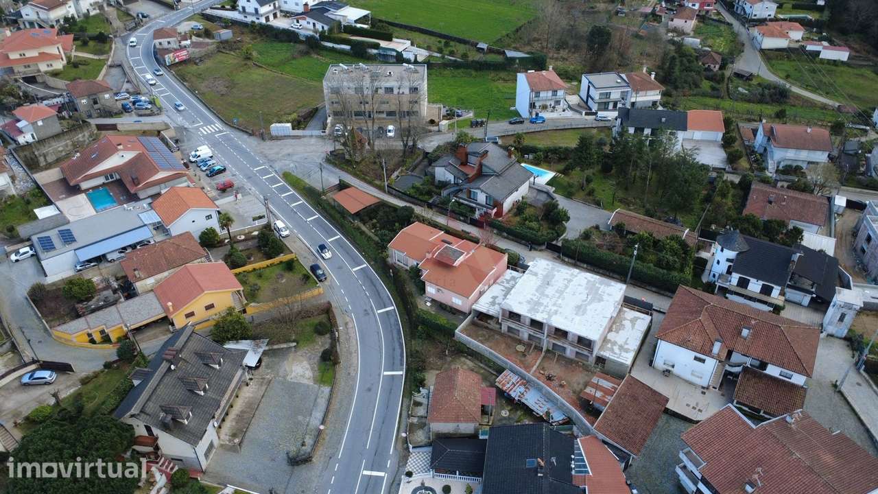 Moradia Geminada T3 | Caramos, Felgueiras - Grande imagem: 3/31