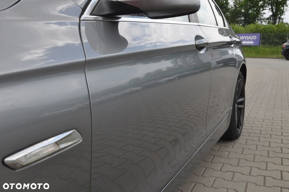 BMW Seria 5 520d Luxury Line - 20