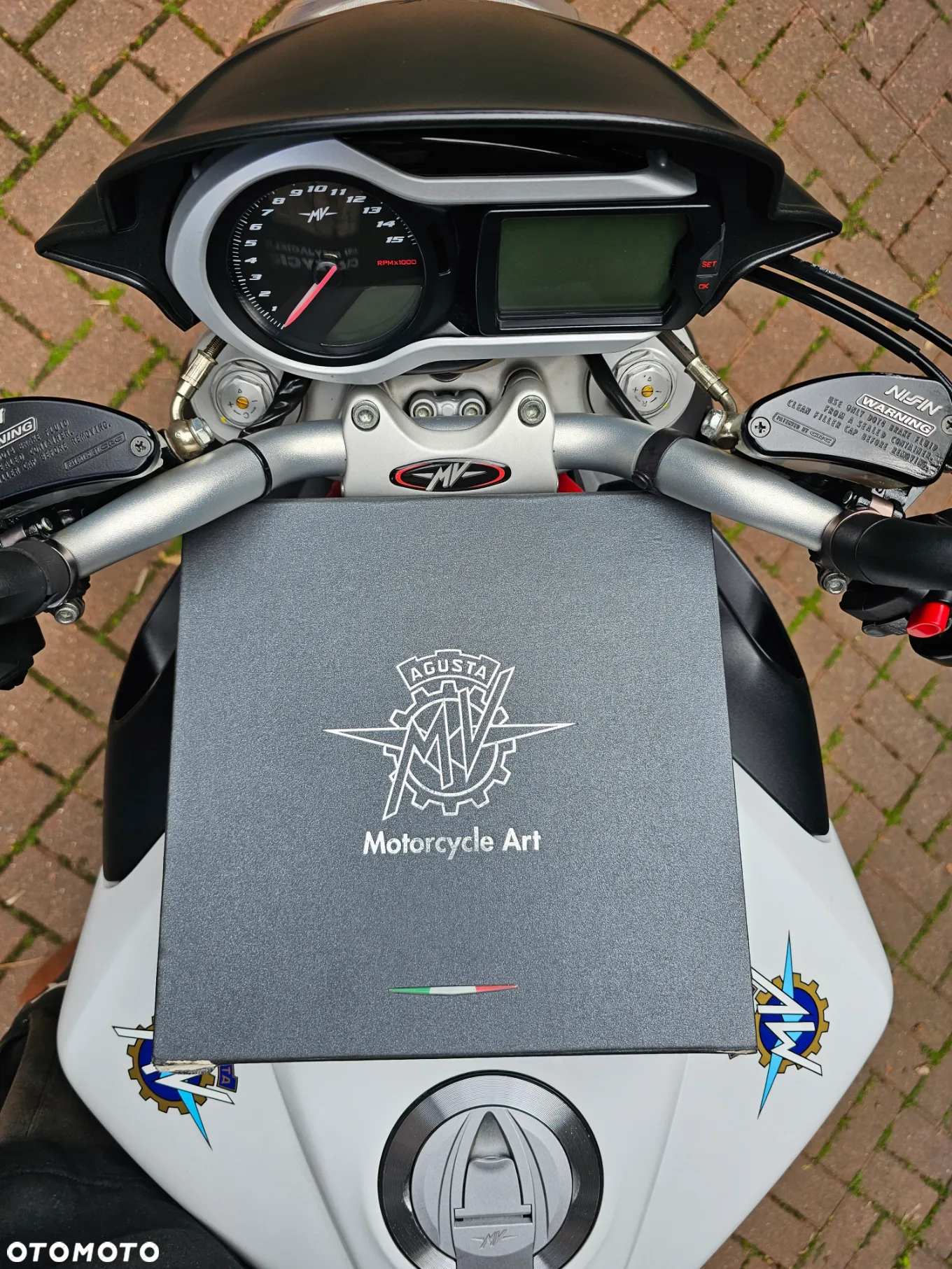 MV AGUSTA Brutale - 31