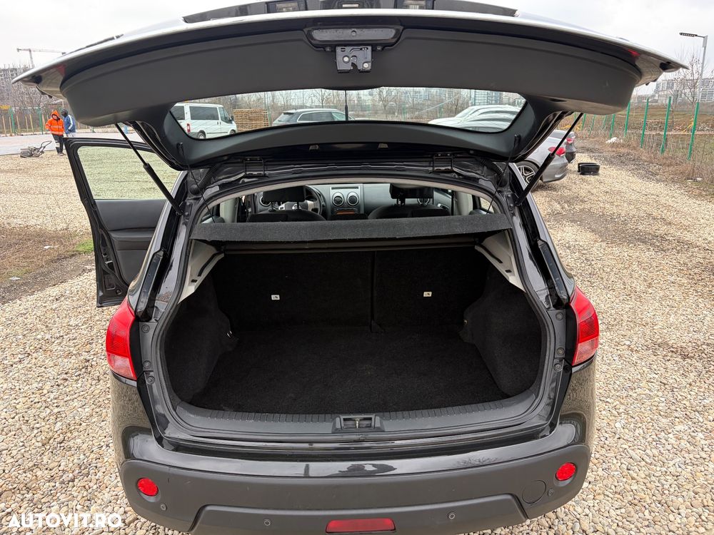 Nissan Qashqai 1.5 Visia - 10