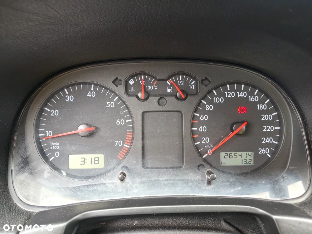 Volkswagen Bora 1.6 Comfortline - 20