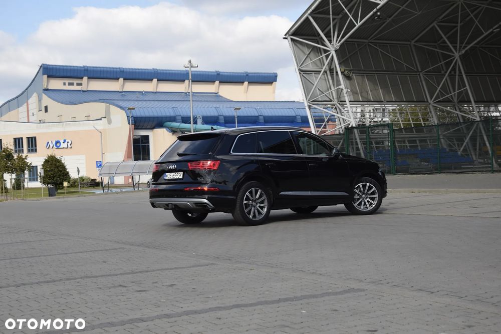 Audi Q7 3.0 TFSI Quattro Tiptronic - 9