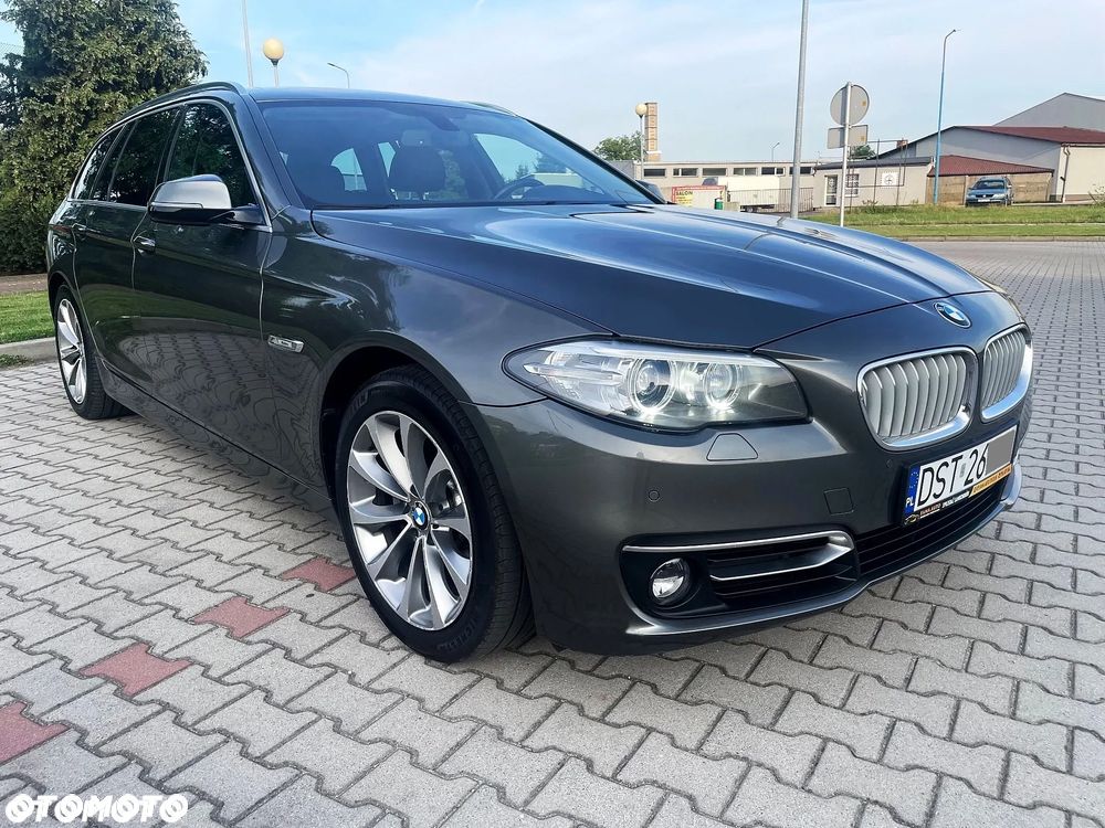 BMW Seria 5 520d xDrive - 1