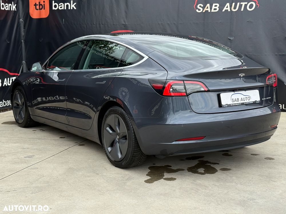 Tesla Model 3 Langstreckenbatterie Allradantrieb Dual Motor - 17
