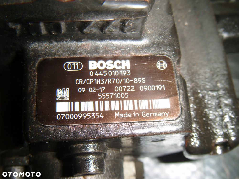 opel insignia a 2.0 cdti pompa wtryskowa   55571005 - 3
