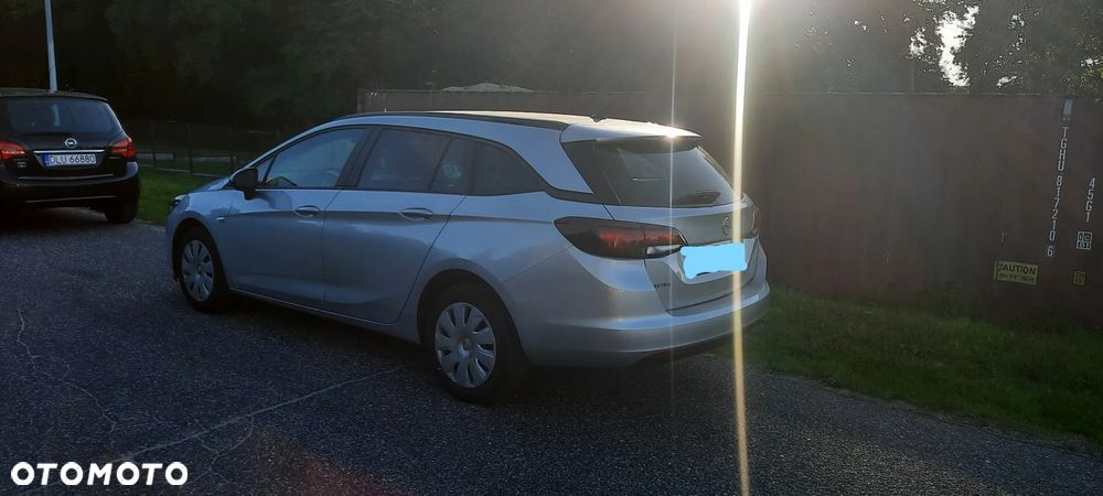 Opel Astra 1.6 CDTI Dynamic S&S - 8