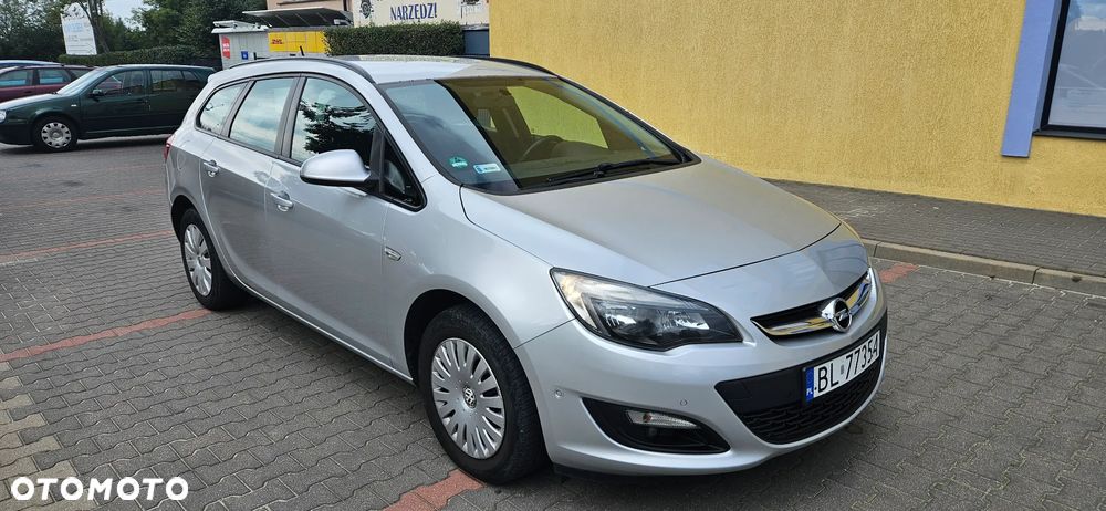 Opel Astra 1.7 CDTI DPF Cosmo - 2