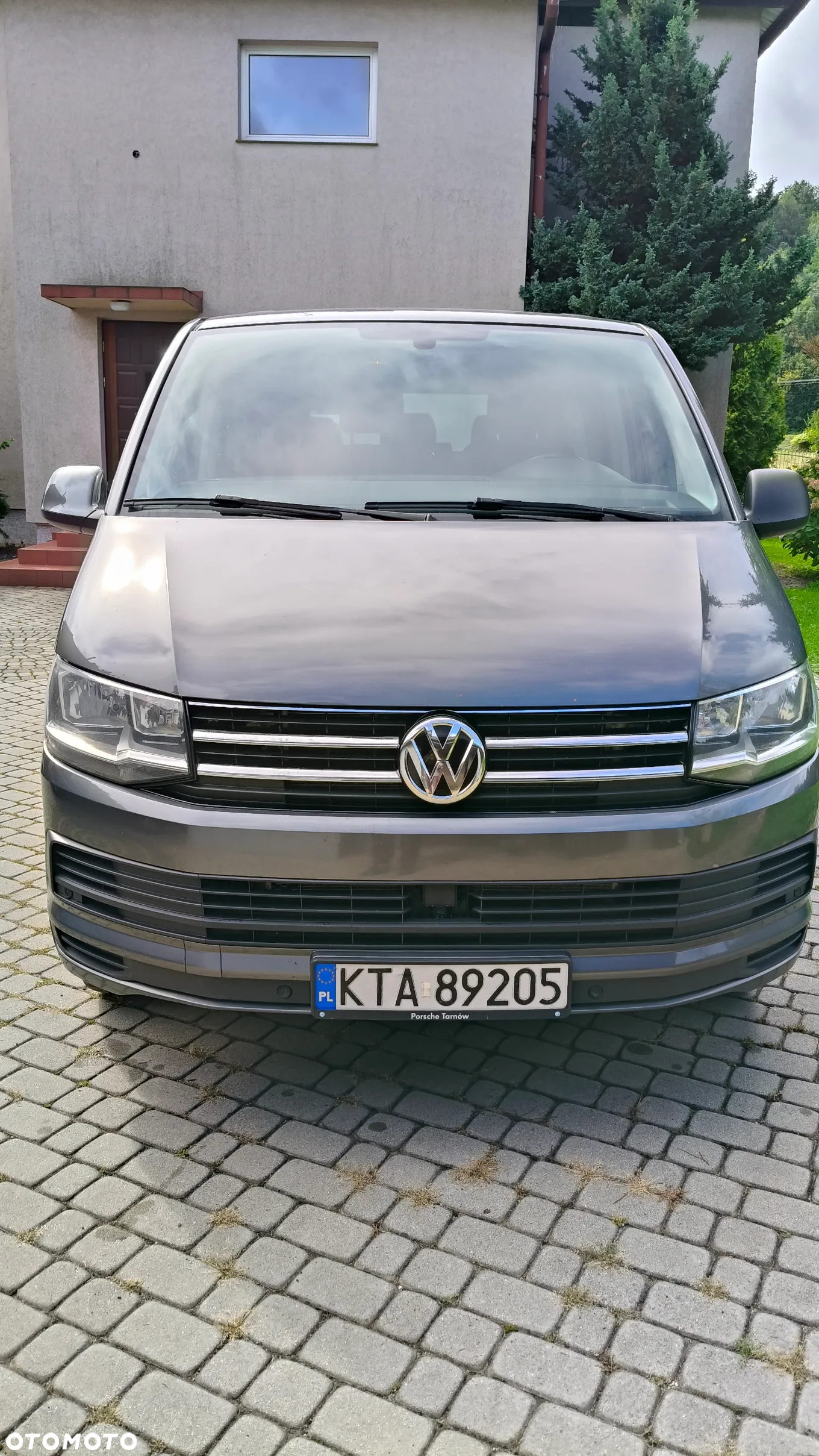 Volkswagen Caravelle - 16