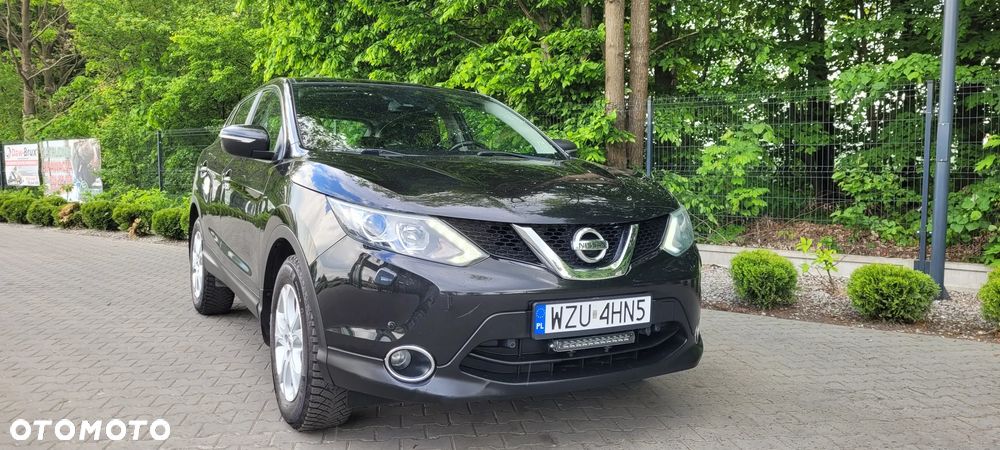 Nissan Qashqai - 1