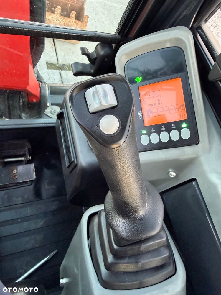 Yanmar VIO26 - 13