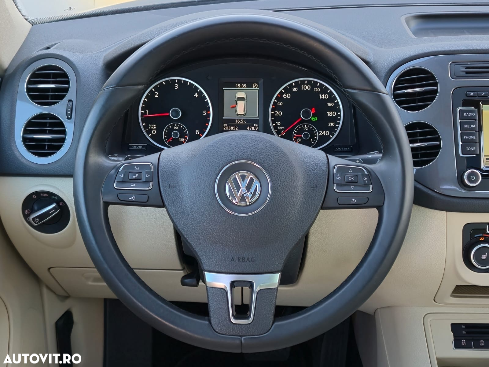 Volkswagen Tiguan 2.0 TDI DPF 4Motion BlueMotion Technology DSG Exclusive - 16