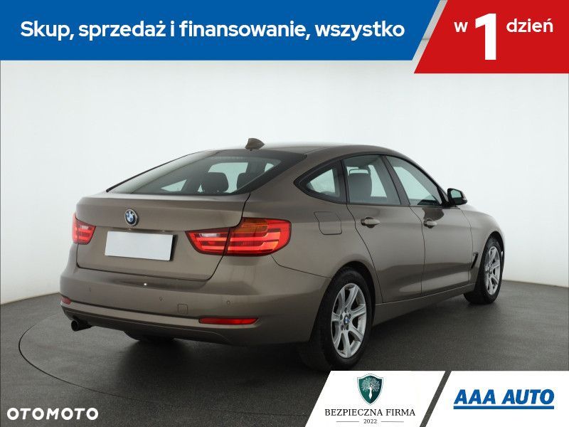 BMW 3GT - 7