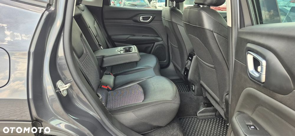 Jeep Compass 1.5 T4 mHEV Altitude FWD S&S DCT - 28