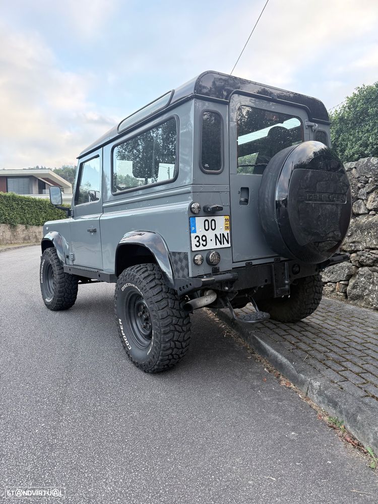 Land Rover Defender 90 2.5 TD5 Metal Top - 3